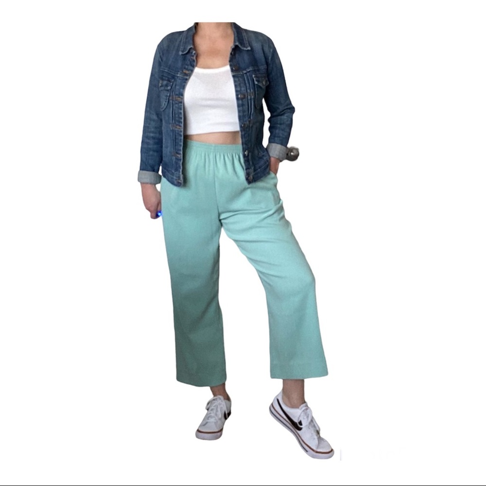 Alfred Dunner pull-on pants, Size 12, elastic waist, seafoam green